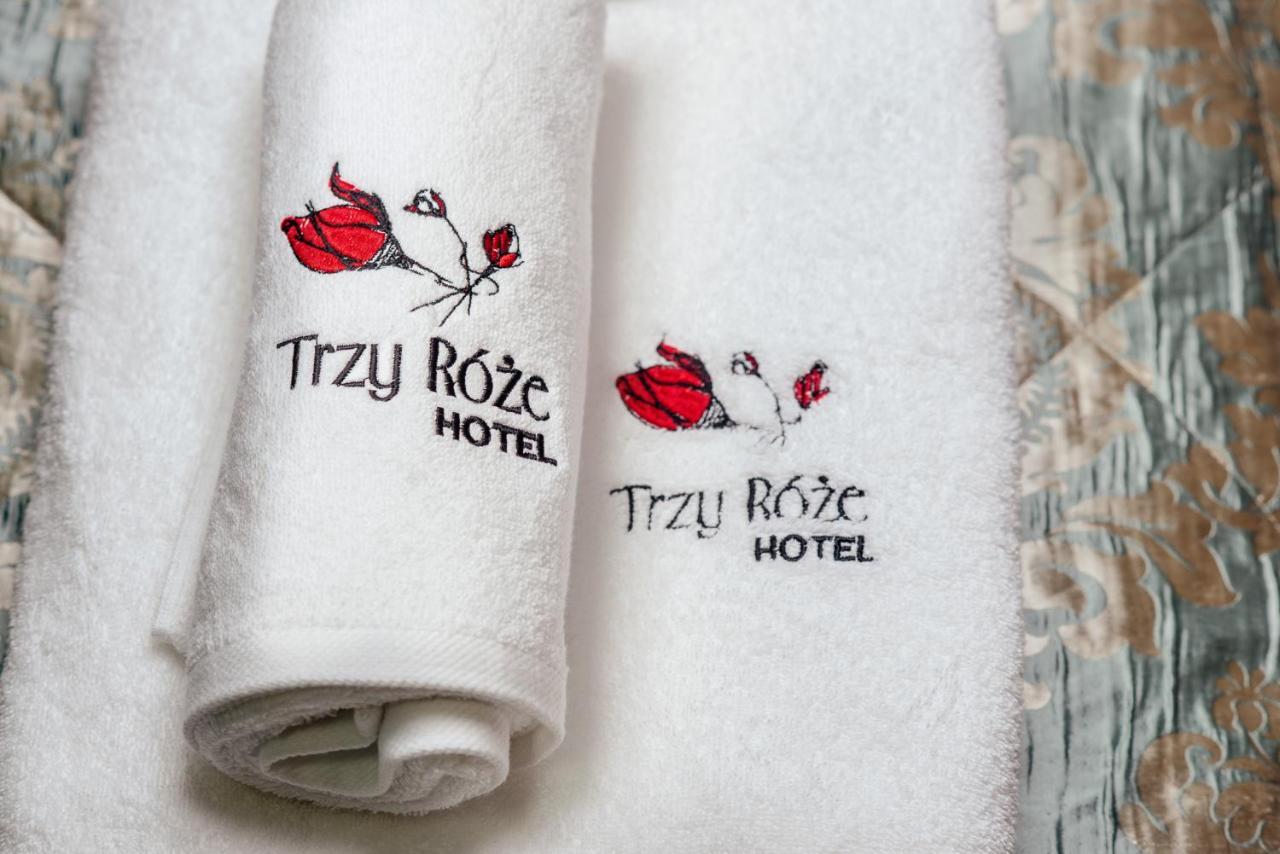 Hotel Trzy Roze Люблин Экстерьер фото